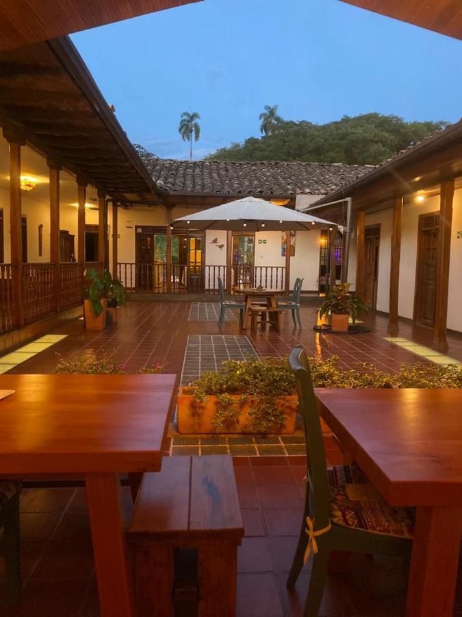 Hotel Colonial Andino - Parque Principal De Pitalito Exteriér fotografie